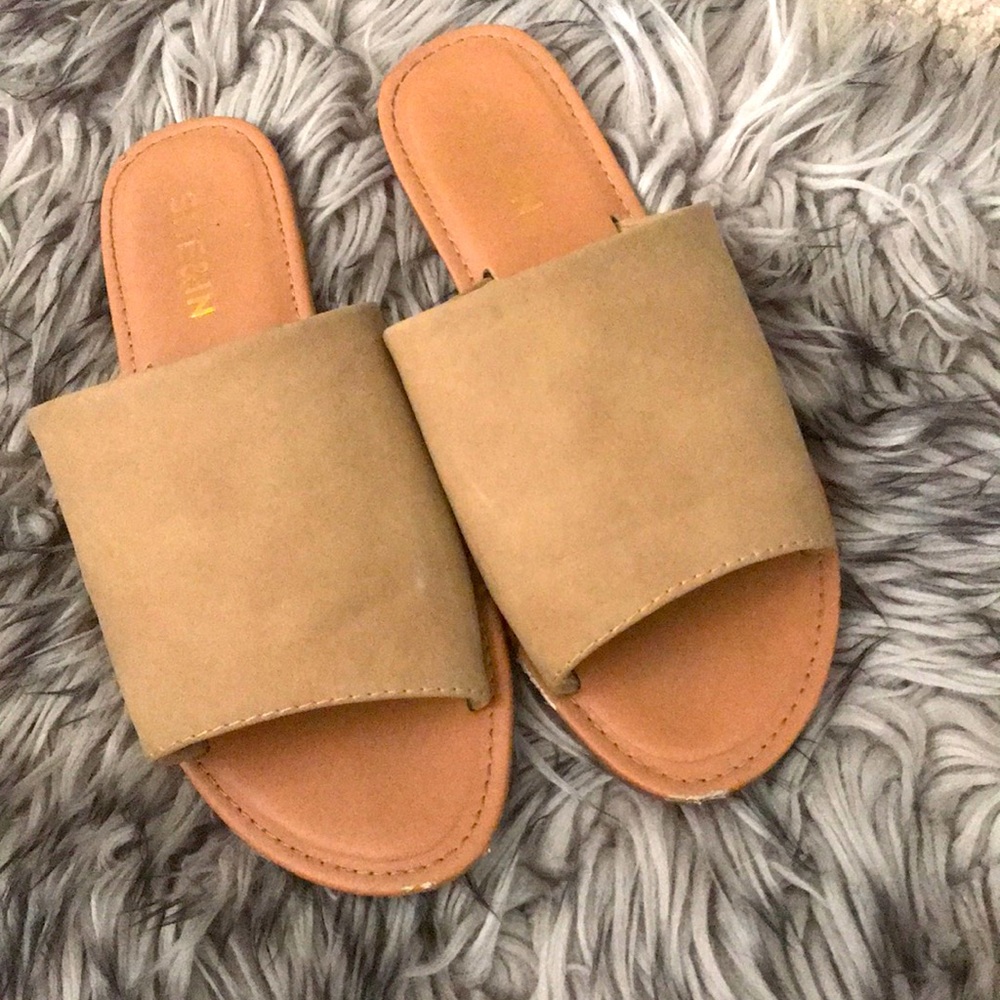 Summer sandals